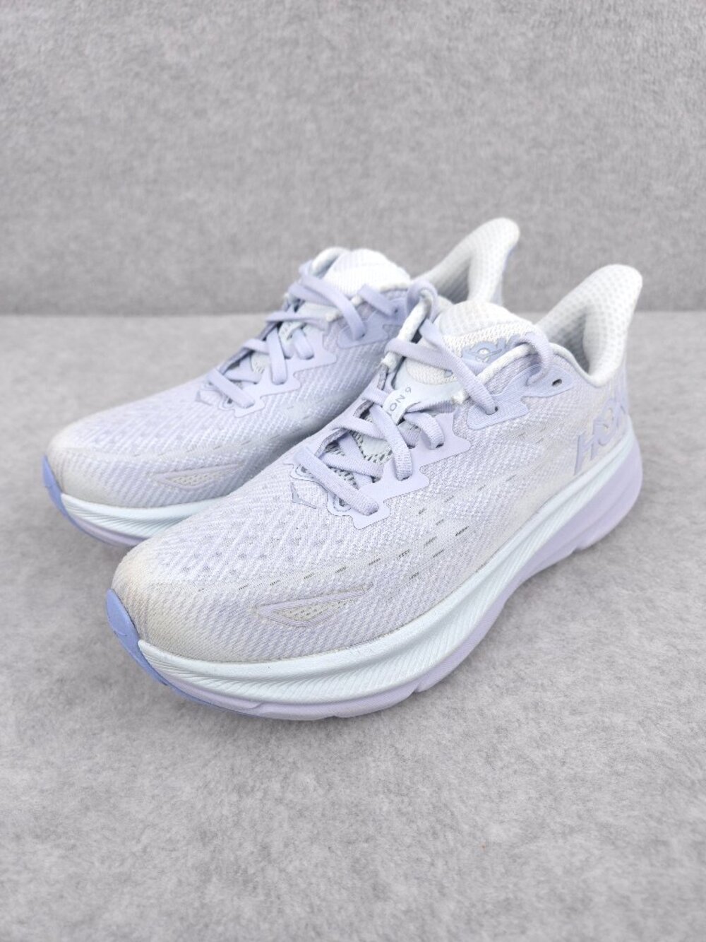 Hoka One One Clifton 9 Womens 8.5 B Ether Illusion Athletic Running Sneakers